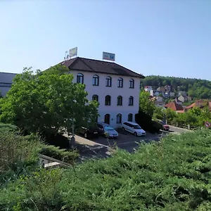 Konukevi Jinonice, Prag