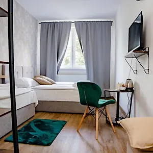 Otel Arko, Prag
