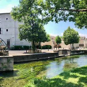 Quai Du Félibre Francia