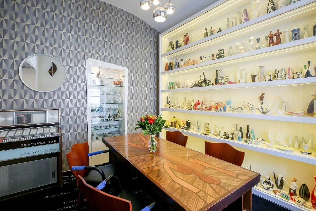 Lh Vintage Design Hotel Sax Prague 4*,